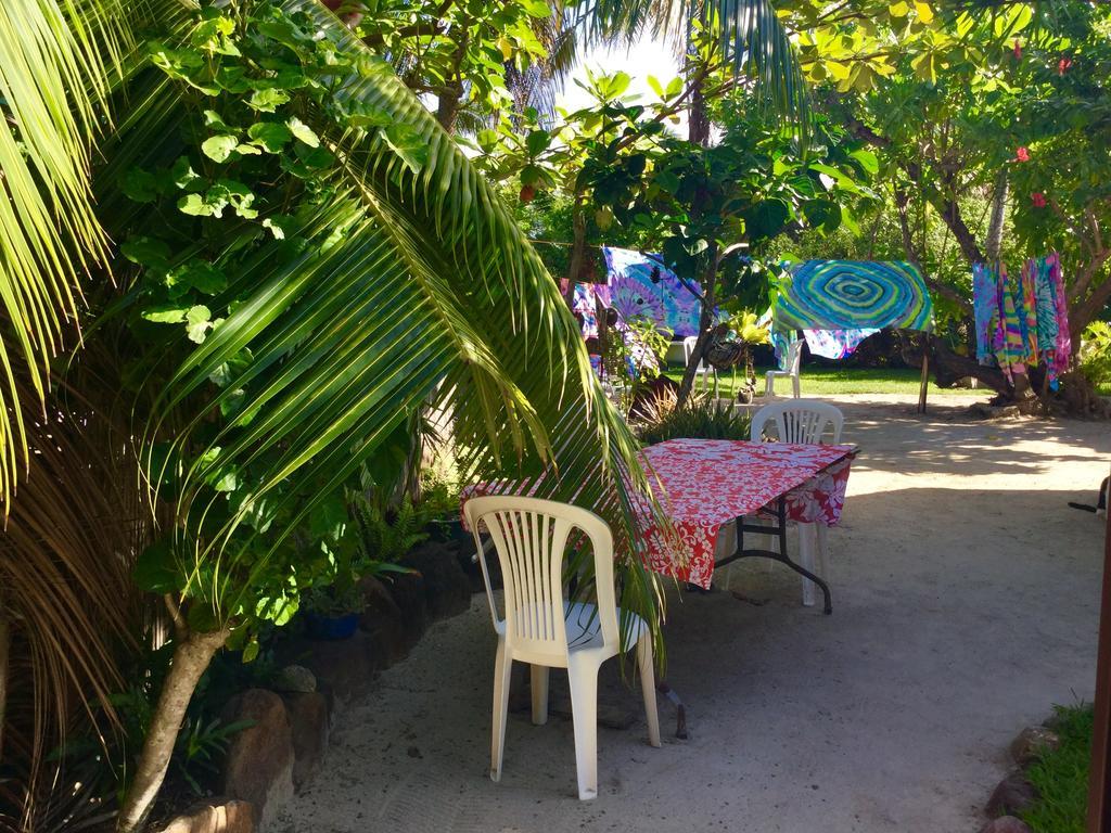 Fare Maeva Moorea Hotel Teavaro ภายนอก รูปภาพ